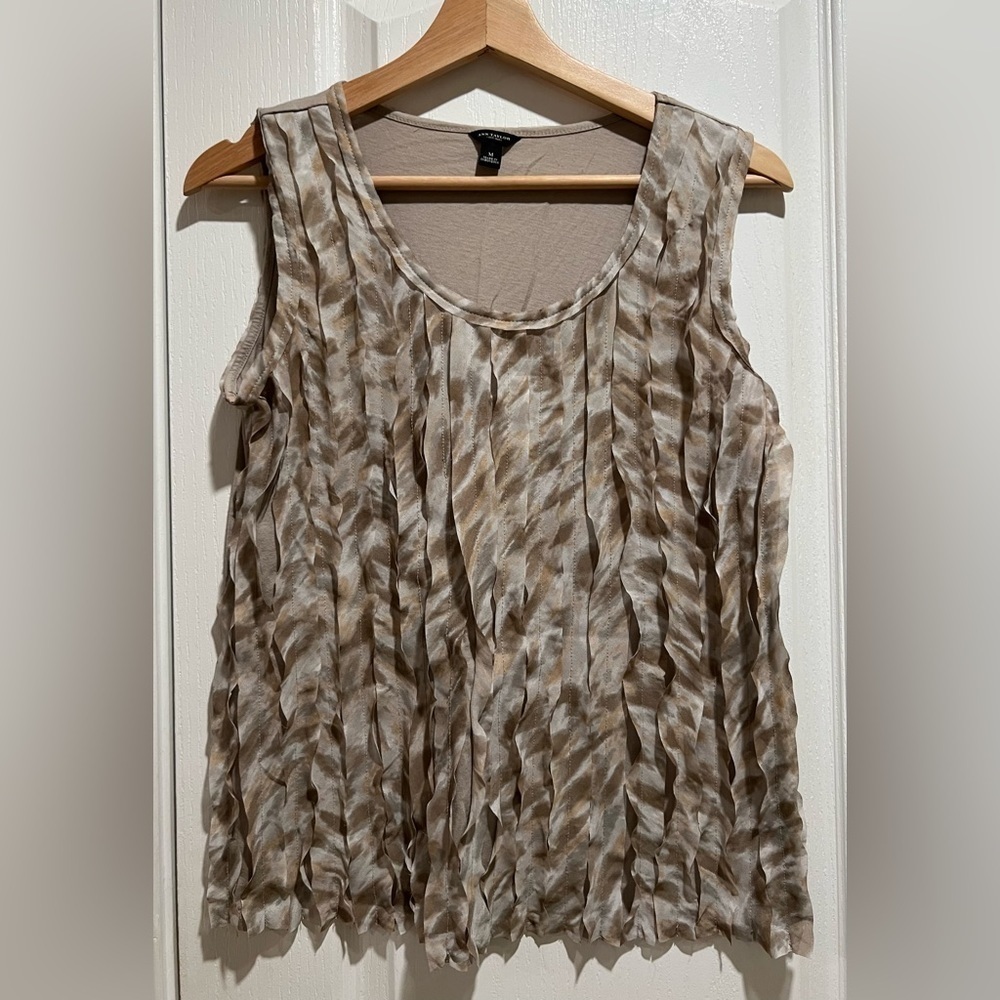 Medium - Ann Taylor ribbon front tank top blouse